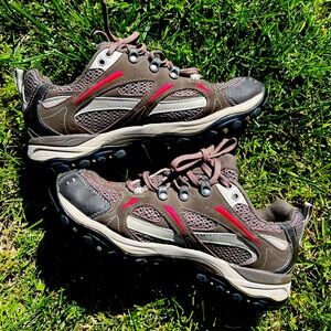 The North Face Womens Gore-Tex Vibram Outdoor Hiking Shoes